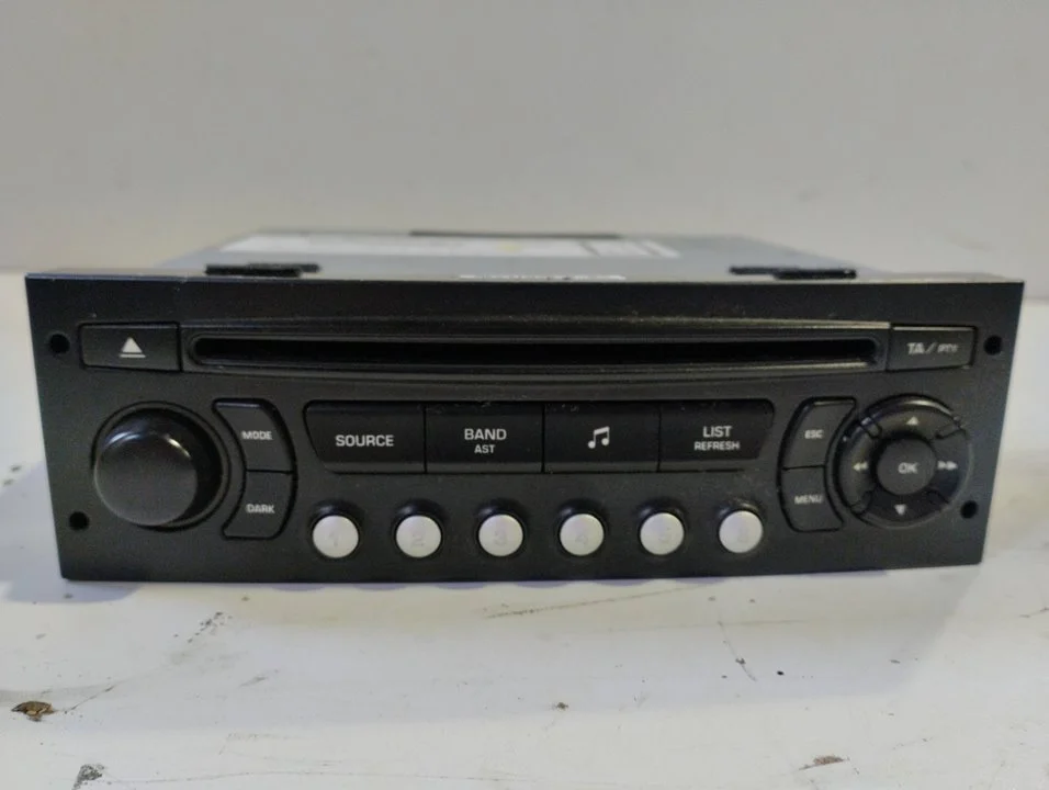 Foto de SISTEMA AUDIO / RADIO CD PEUGEOT 5008 referencia 9666959577