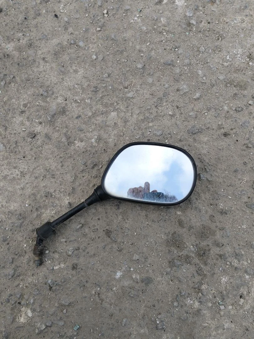 Foto de RETROVISOR DERECHO PIAGGIO (VESPA) FLY PIAGGIO FLY 125 (2013 -->) 124 cm3 - 8.9 kW (4 tiempos) (0 CV / 0 KW)