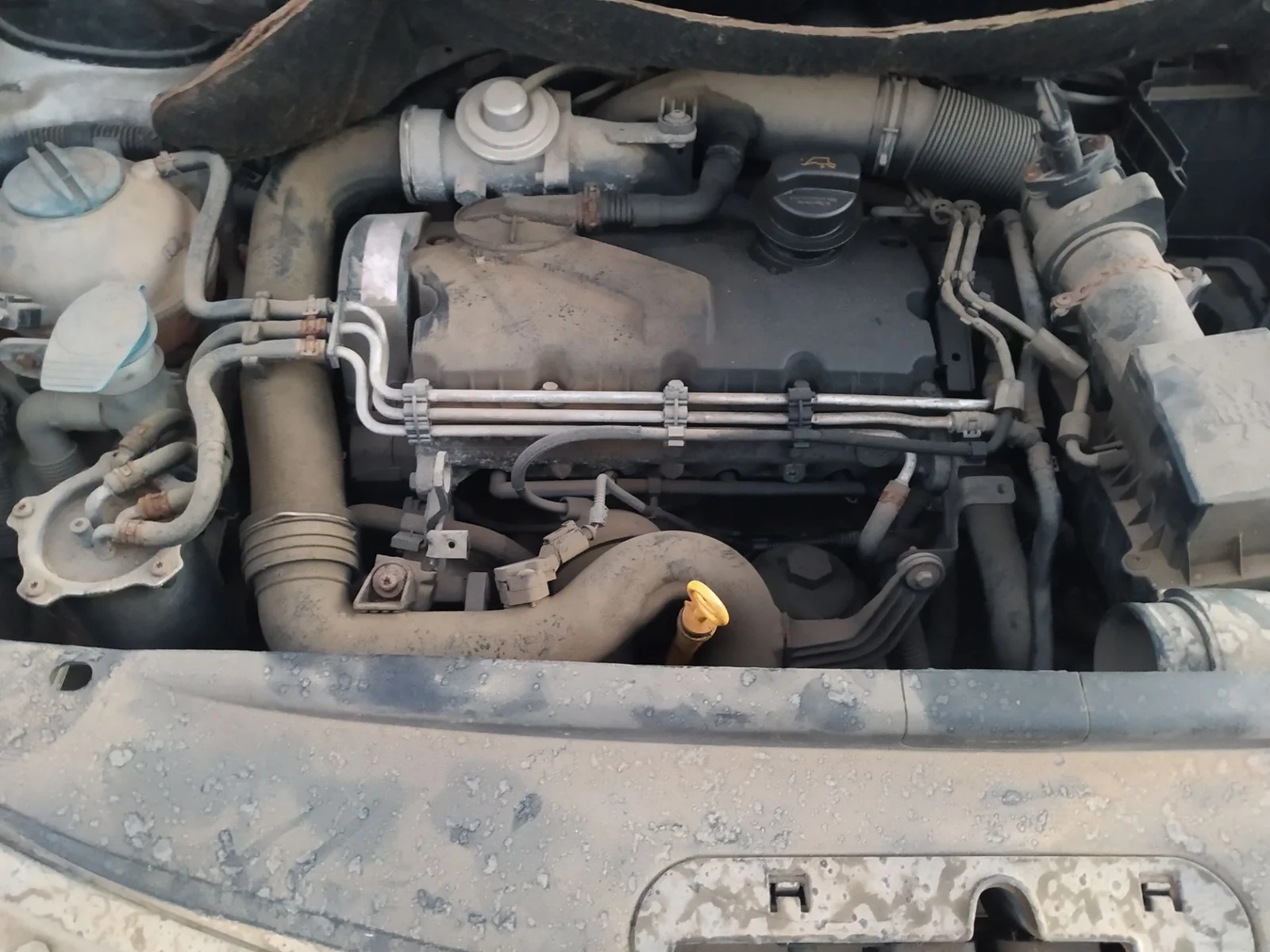 Foto de CENTRALITA MOTOR UCE VOLKSWAGEN CADDY (2K)(02.2004) 1.9 TDI (105 CV / 77 KW)