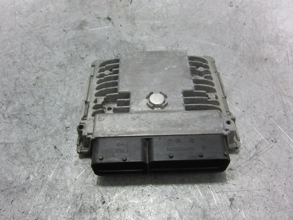 Foto de CENTRALITA MOTOR UCE SEAT IBIZA BERLINA (6J5) 1.2 TSI (86 CV / 63 KW) referencia 03F906070HB