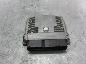 Foto de CENTRALITA MOTOR UCE SEAT IBIZA BERLINA (6J5) 1.2 TSI (86 CV / 63 KW) referencia 03F906070HB