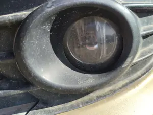 Foto de FARO ANTINIEBLA IZQUIERDO CITROEN C4 BERLINA 1.6 16V HDi (90 CV / 66 KW)