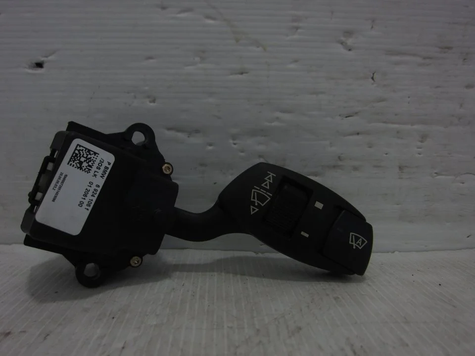 Foto de MANDO LIMPIA BMW SERIE M6 COUPE (E63) 5.0 CAT (507 CV / 373 KW) referencia 6924106F