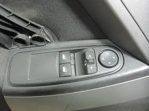 Foto de MANDO ELEVALUNAS DELANTERO DERECHO CITROEN GRAND C4 PICASSO 1.6 16V (120 CV / 88 KW) referencia 96639380ZD