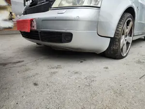 Foto de PARAGOLPES DELANTERO AUDI A6 BERLINA (4B2) 2.5 V6 24V TDI (150 CV / 110 KW) foto 3