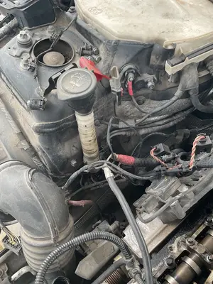Foto de DEPOSITO LIMPIA BMW SERIE 1 BERLINA (E81/E87) 2.0 Turbodiesel CAT (143 CV / 105 KW)