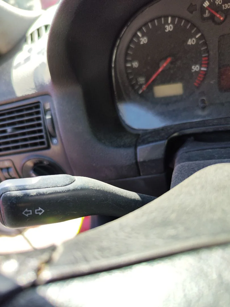 Foto de MANDO INTERMITENTES VOLKSWAGEN GOLF IV BERLINA (1J1)(10.1997) 1.9 TDI (90 CV / 66 KW)