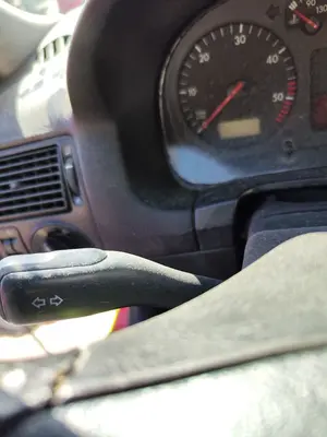 Foto de MANDO INTERMITENTES VOLKSWAGEN GOLF IV BERLINA (1J1)(10.1997) 1.9 TDI (90 CV / 66 KW)