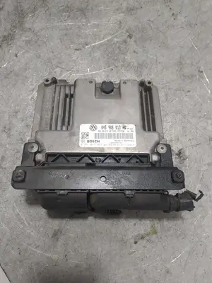 Foto de CENTRALITA MOTOR UCE SEAT IBIZA BERLINA (6J5) 1.4 TDI (80 CV / 59 KW) referencia 045906013AB