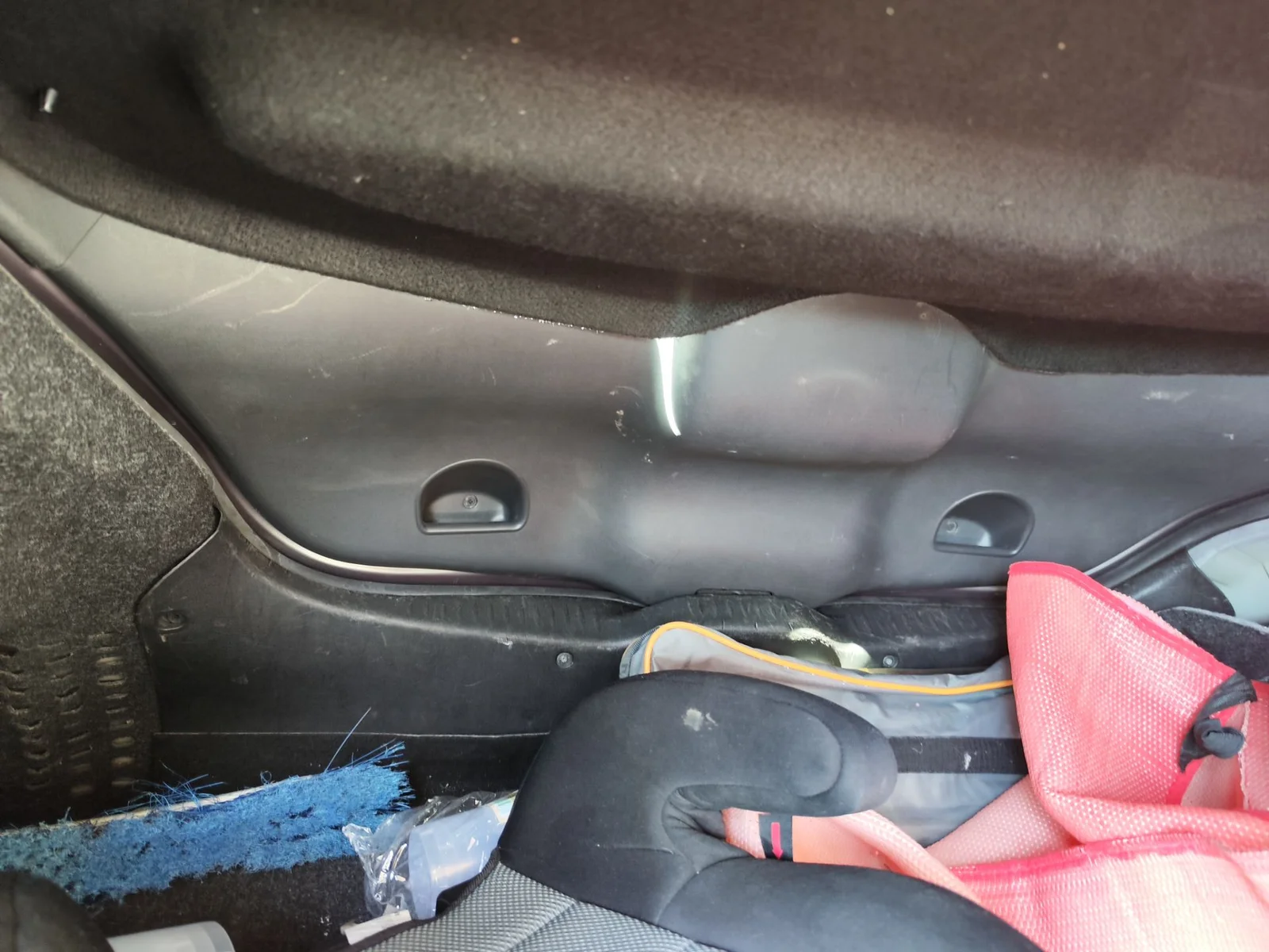Foto de GUARNECIDO PORTON TRASERO RENAULT MEGANE II BERLINA 5P 1.5 dCi Diesel (101 CV / 74 KW)