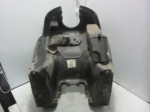 Foto de CONTRA ESCUDO PIAGGIO (VESPA) VESPA GTS 124 cm3 - 11 kW (15 CV / 11 KW) referencia 656134 foto 5