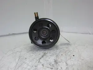 Foto de BOMBA DIRECCION FORD FOCUS BERLINA (CAK) referencia XS4E3A733AC foto 1
