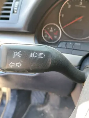 Foto de MANDO MULTIFUNCION AUDI A4 BERLINA (8E) 1.9 TDI (131 CV / 96 KW)