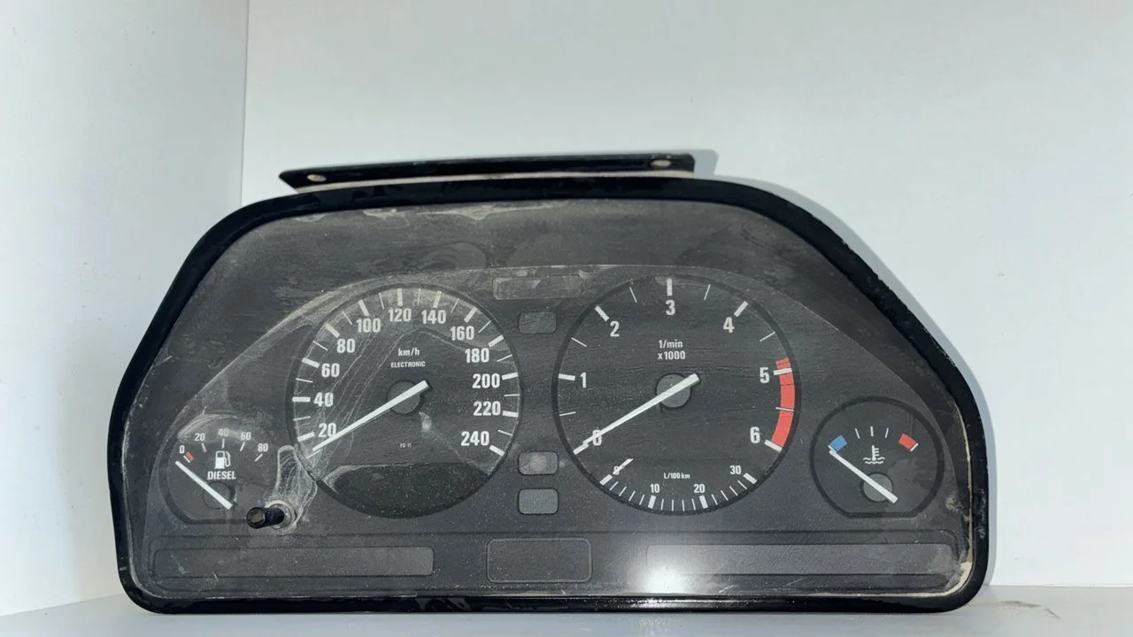 Foto de CUADRO INSTRUMENTOS BMW SERIE 5 BERLINA (E34) referencia 9220300971