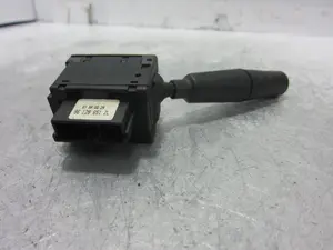 Foto de MANDO LIMPIA PEUGEOT 106 (S1)(08.1991) 1.0 (45 CV / 33 KW) referencia 96128651ZL foto 3