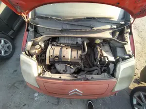 Foto de COMPRESOR AIRE ACONDICIONADO CITROEN C2 1.6 16V CAT (NFU / TU5JP4) (109 CV / 80 KW) referencia 9646273380