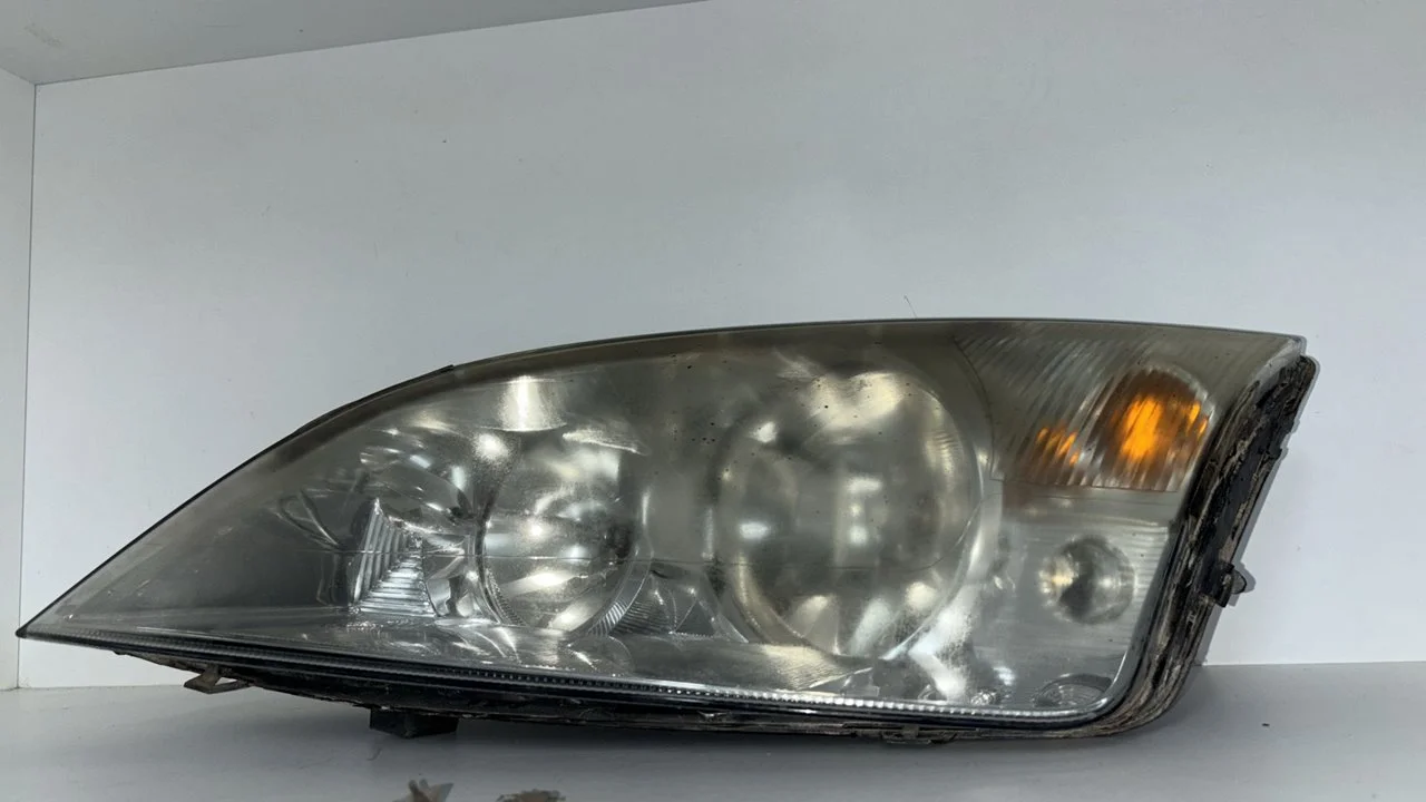 Foto de FARO IZQUIERDO FORD MONDEO BERLINA (CA2) referencia 0301174203