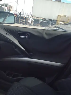 Foto de GUARNECIDO PUERTA DELANTERA DERECHA TOYOTA COROLLA VERSO (R1) 2.2 Turbodiesel CAT (136 CV / 100 KW) referencia 676100F020B0