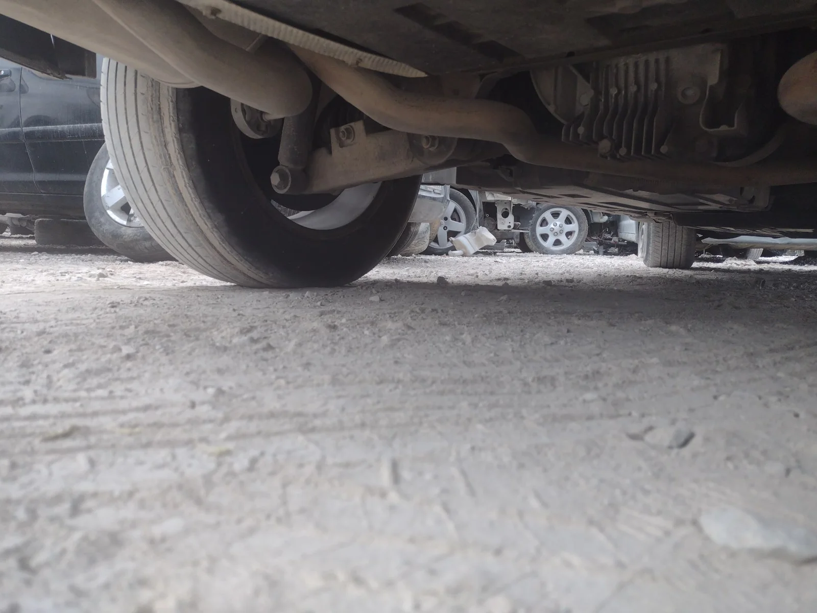 Foto de MANGUETA TRASERA IZQUIERDA BMW SERIE X5 (E53) 3.0 Turbodiesel CAT (218 CV / 160 KW)
