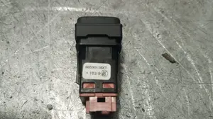 Foto de INTERRUPTOR CITROEN GRAND C4 PICASSO 1.6 16V HDi FAP (109 CV / 80 KW) referencia 96530658XT foto 2