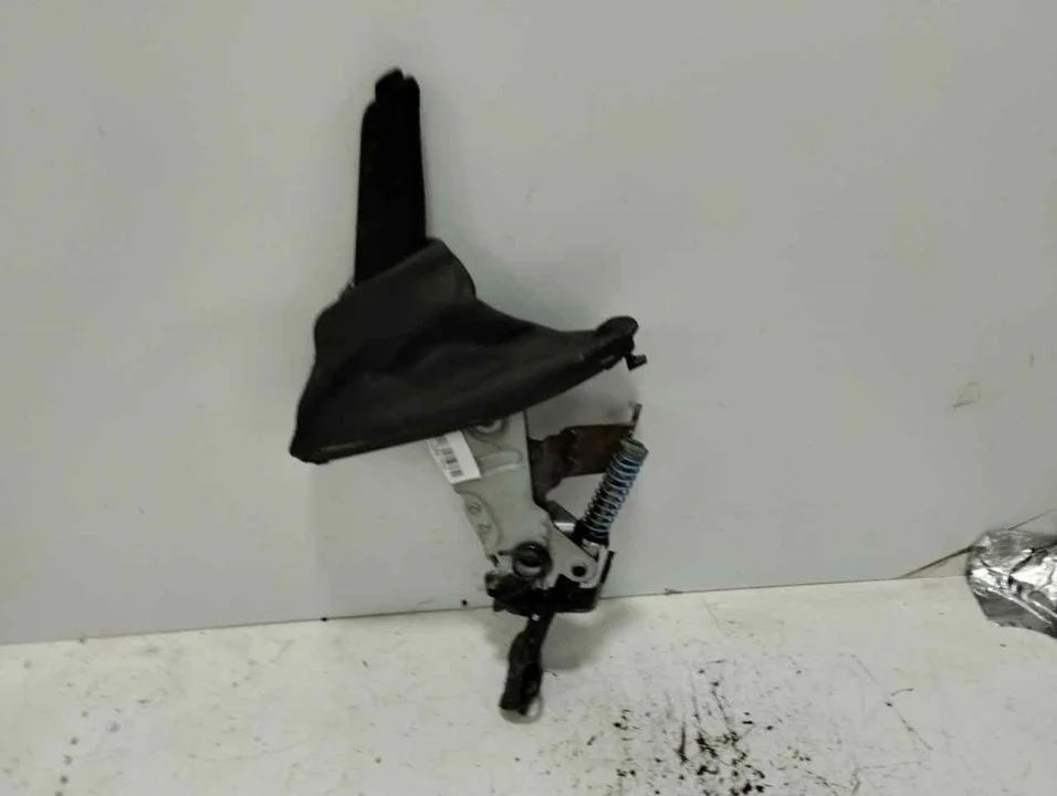 Foto de PALANCA FRENO BMW SERIE 6 COUPE (E63) 4.4 V8 32V CAT (333 CV / 245 KW) referencia 34416767537