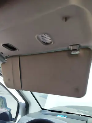 Foto de PARASOL IZQUIERDO CITROEN BERLINGO FURGÓN 1.6 16V HDi FAP (75 CV / 55 KW) foto 2