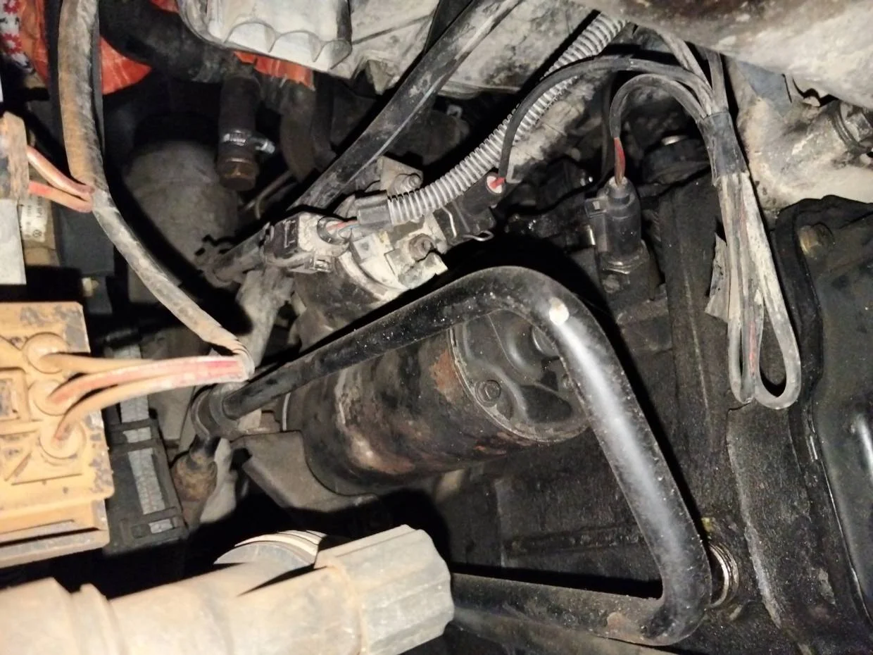 Foto de MOTOR ARRANQUE VOLKSWAGEN GOLF IV BERLINA (1J1)(10.1997)