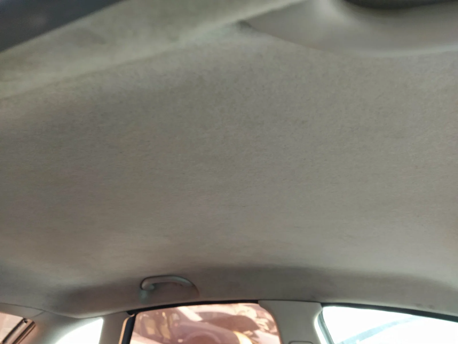 Foto de ASIDERO TECHO TRASERO IZQUIERDO SEAT IBIZA (6L1) 1.9 TDI (101 CV / 74 KW) referencia 6L0857607G FKZ