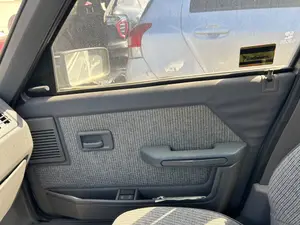 Foto de GUARNECIDO PUERTA DELANTERA DERECHA PEUGEOT 309 1.6  (88 CV / 65 KW)