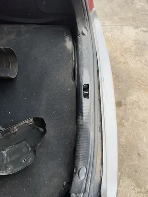 Foto de PANEL TRASERO PEUGEOT 207 CC CABRIO-COUPÉ 1.6 16V (120 CV / 88 KW)