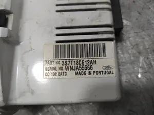 Foto de MANDO CALEFACCION / AIRE ACONDICIONADO FORD MONDEO TURNIER (GE) 2.0 TDCi CAT (131 CV / 96 KW) referencia 3ST7T18C612AH foto 5