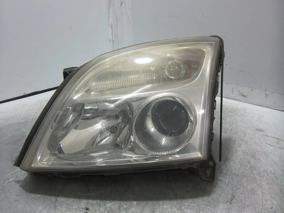 Foto de FARO IZQUIERDO OPEL VECTRA C BERLINA 2.0 DTI (101 CV / 74 KW) referencia 15588700