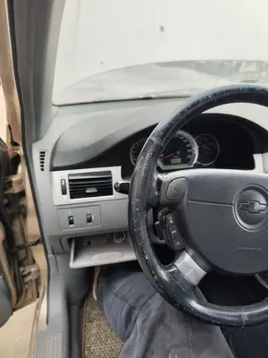Foto de VOLANTE CHEVROLET LACETTI 1.4 CAT (95 CV / 70 KW) referencia 96837667 foto 4