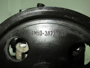 Foto de BOMBA DIRECCION FORD FOCUS BERLINA (CAP) referencia 4M5Q3A733AR foto 5