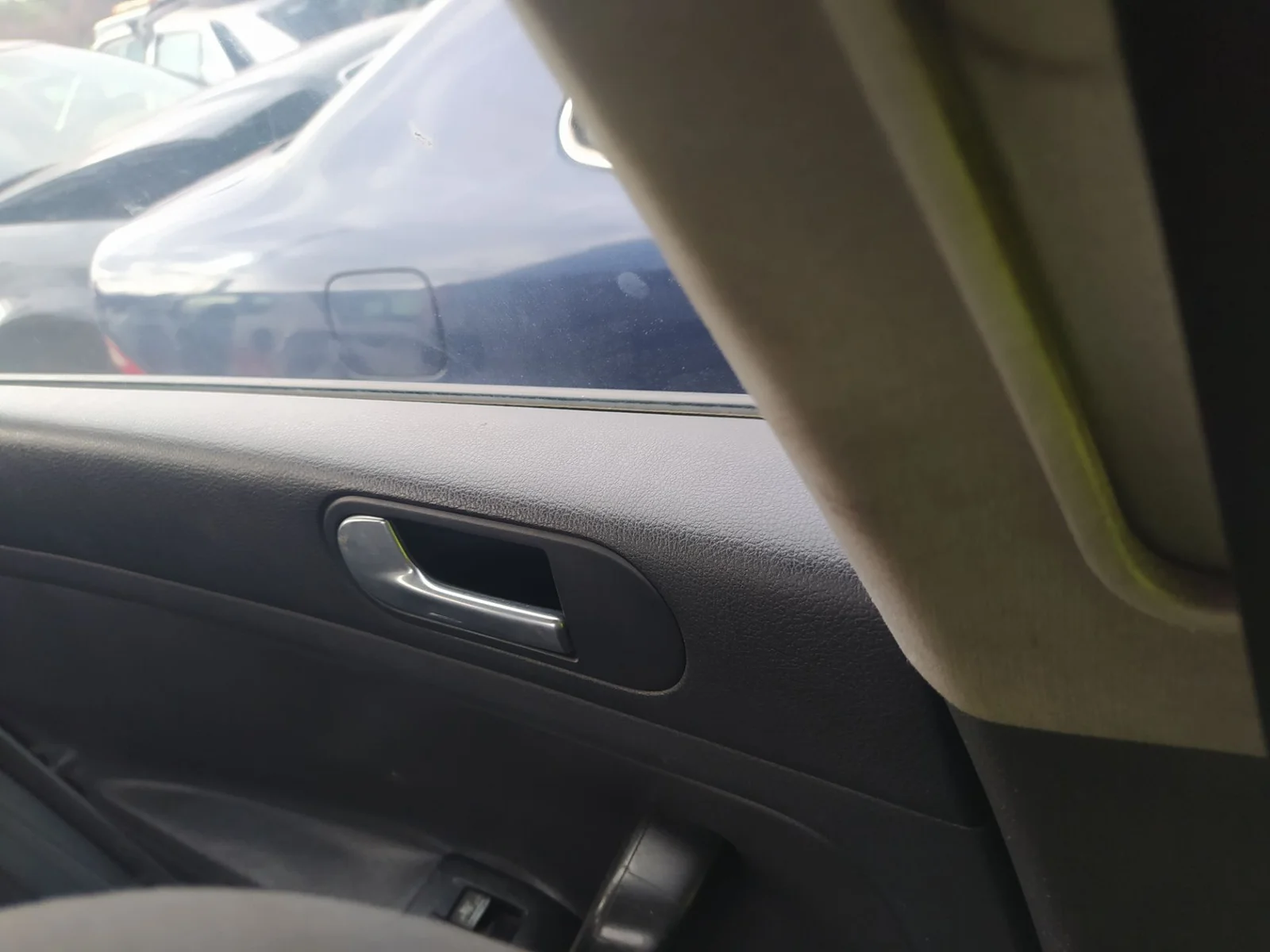 Foto de MANETA INTERIOR TRASERA IZQUIERDA VOLKSWAGEN GOLF PLUS V (5M1) 1.9 TDI (105 CV / 77 KW)