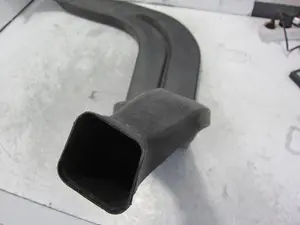 Foto de NO IDENTIFICADO PORSCHE CAYENNE (TIPO 92A) referencia 7P0819655 foto 4