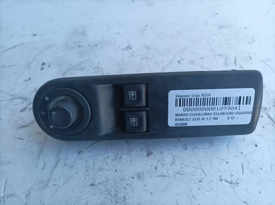 Foto de MANDO ELEVALUNAS DELANTERO IZQUIERDO RENAULT CLIO IV referencia 45486M