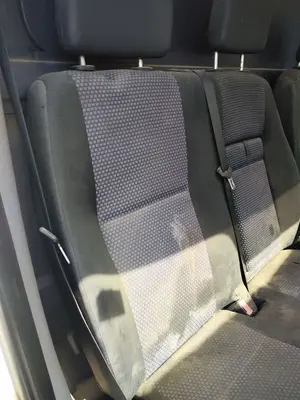 Foto de ASIENTO DELANTERO DERECHO MERCEDES-BENZ SPRINTER II FURGÓN 2.1 CDI CAT (88 CV / 65 KW) referencia A0009110567 FKZ foto 2