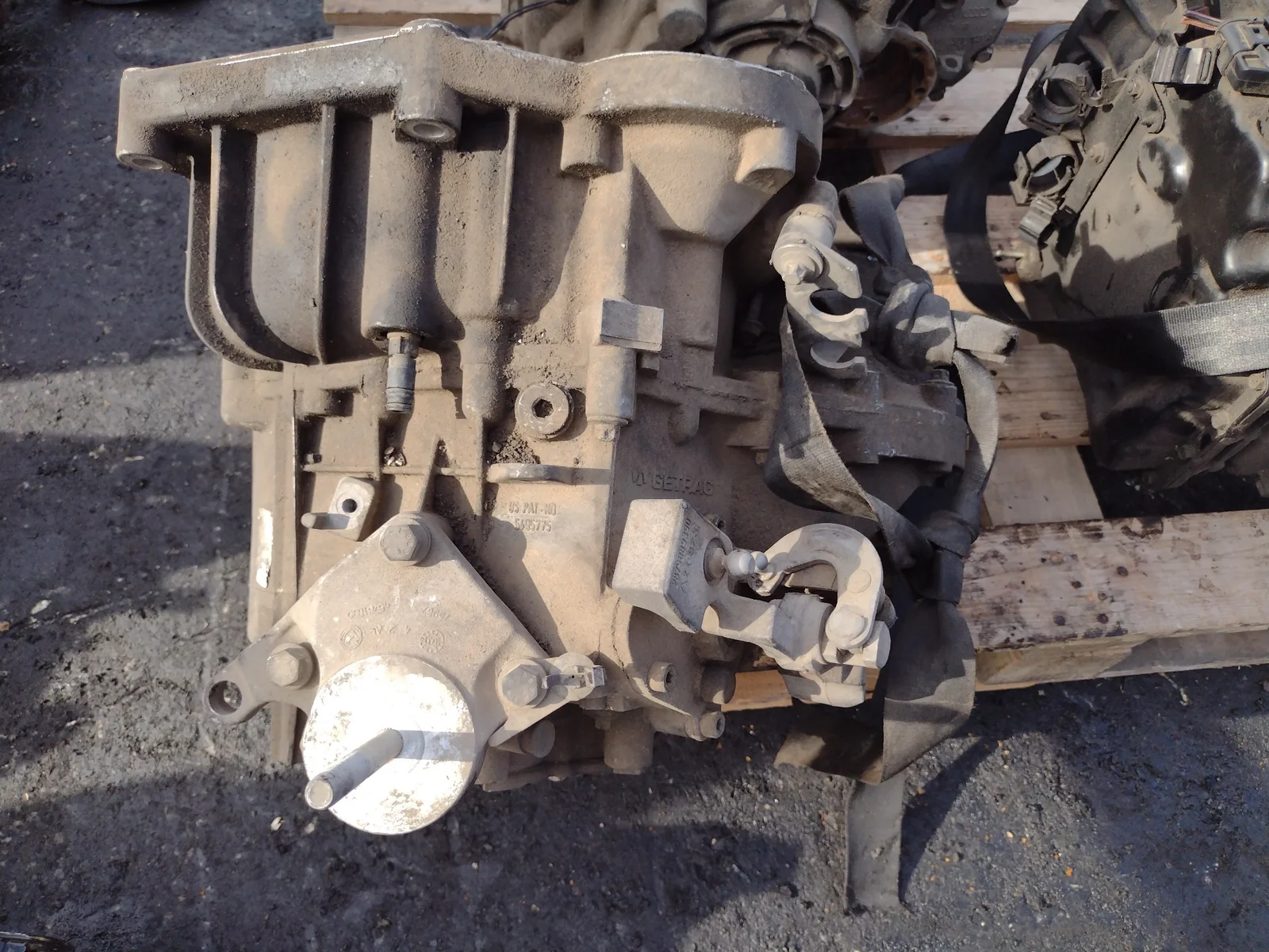 Foto de CAJA CAMBIOS OPEL VECTRA B BERLINA referencia 5495775