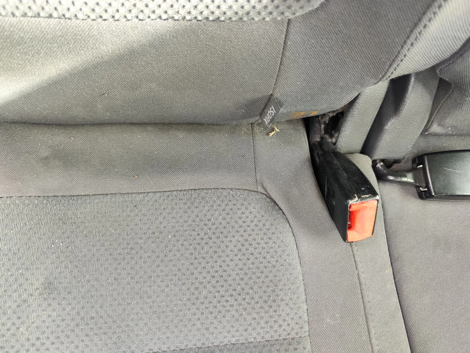 Foto de ENGANCHE CINTURON TRASERO DERECHO VOLKSWAGEN GOLF PLUS V (5M1) 1.9 TDI (105 CV / 77 KW)