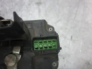 Foto de CERRADURA PUERTA DELANTERA IZQUIERDA OPEL VECTRA B BERLINA 2.0 DTI (101 CV / 74 KW) referencia 90585021 foto 5