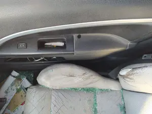 Foto de CERRADURA PUERTA DELANTERA IZQUIERDA FORD MONDEO BERLINA (GE) 2.0 TDCi CAT (131 CV / 96 KW) referencia 4692459