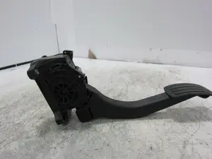 Foto de PEDAL ACELERADOR CITROEN C5 AIRCROSS 1.2 12V e-THP / PureTech (131 CV / 96 KW) referencia 86ET34 foto 3