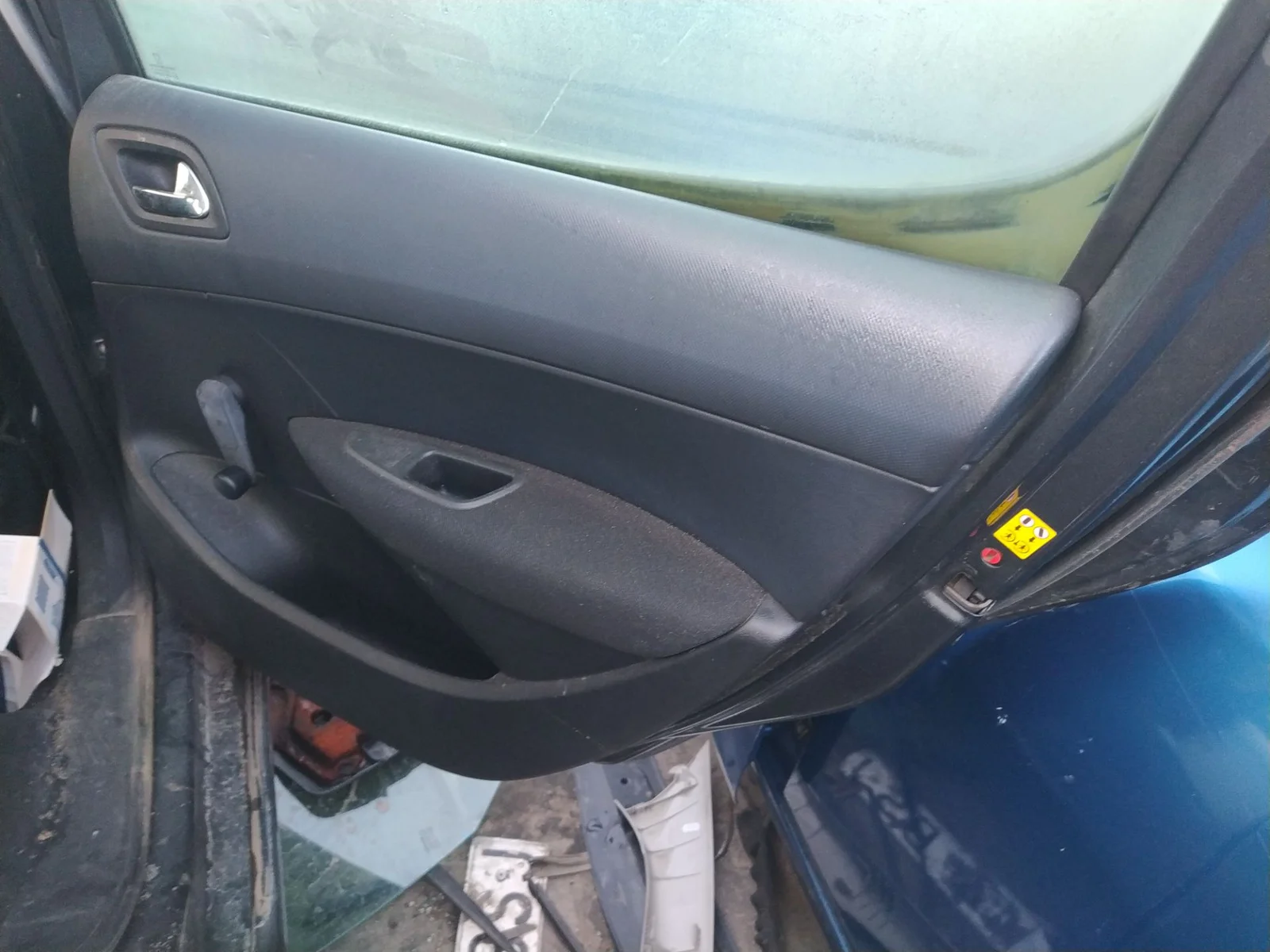 Foto de ELEVALUNAS TRASERO DERECHO PEUGEOT 308 1.6 16V HDi (90 CV / 66 KW) referencia 9224E2