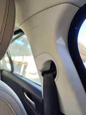 Foto de AIRBAG CORTINA DELANTERO IZQUIERDO JAGUAR XE 2.0  Turbo CAT (200 CV / 147 KW) referencia T2H 4938