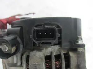 Foto de ALTERNADOR FORD FOCUS FAMILIAR (CAK) 1.8 TDDI Turbodiesel CAT (90 CV / 66 KW) referencia 22010710716 foto 7