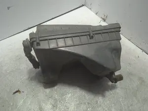 Foto de CAJA FILTRO AIRE OPEL ASTRA H BERLINA 1.7 16V CDTI (101 CV / 74 KW) referencia 4614485911 foto 4