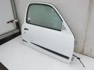 Foto de PUERTA DELANTERA DERECHA NISSAN MICRA (K11) 1.0 16V CAT (54 CV / 40 KW) foto 3
