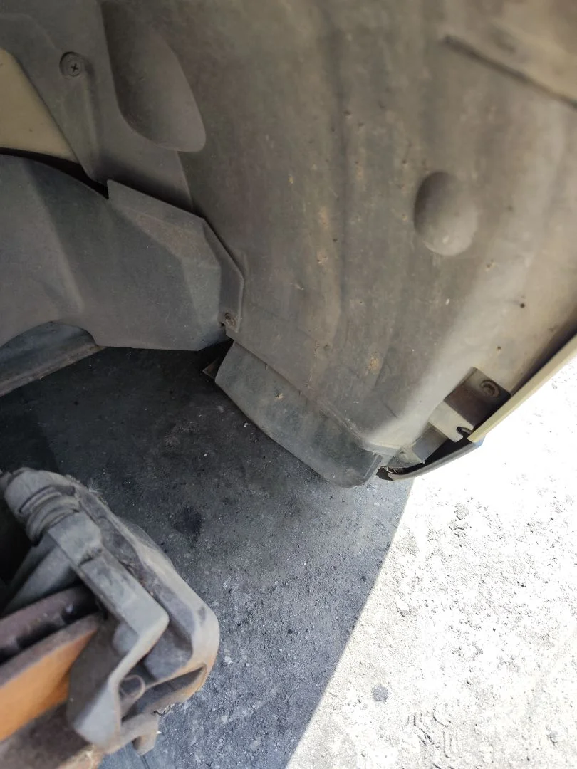 Foto de PASO RUEDA DELANTERO DERECHO FORD MONDEO BERLINA (GE) 2.0 TDCi CAT (131 CV / 96 KW) referencia 1307004