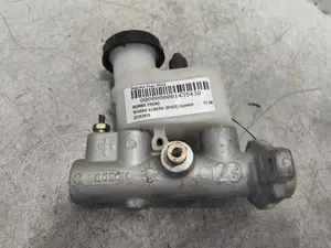 Foto de BOMBA FRENO NISSAN ALMERA (N16/E) 2.2 16V Turbodiesel CAT (110 CV / 81 KW) referencia 22157879